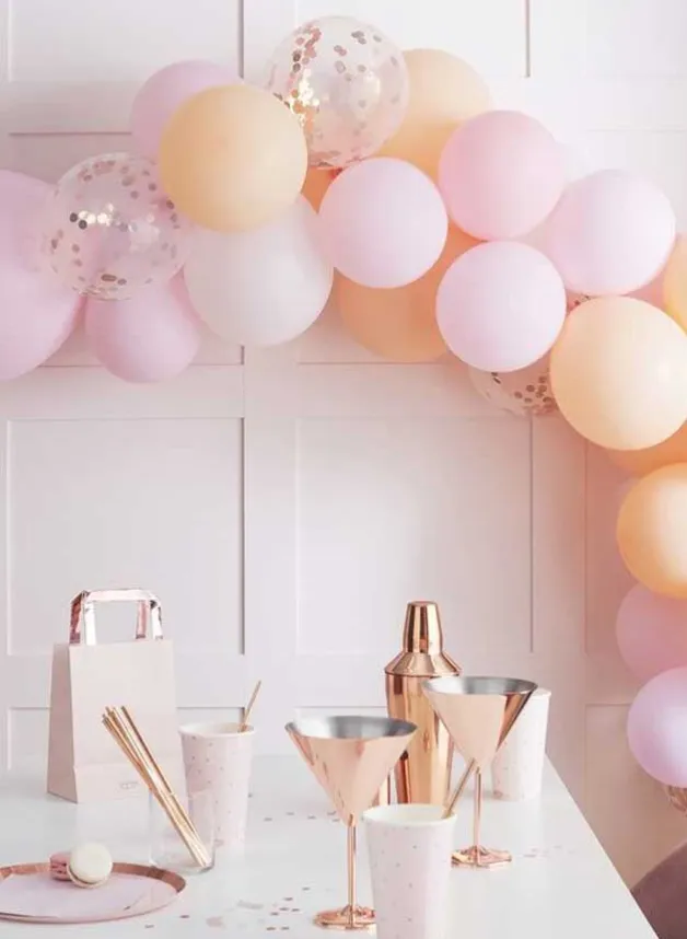 Ballongbåge – Rosa/persika/vit – Ginger Ray