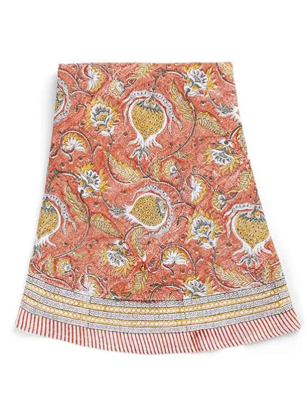 Bordsduk i Linne Rund – Pomegranate Orange Ø 220 cm – Chamois