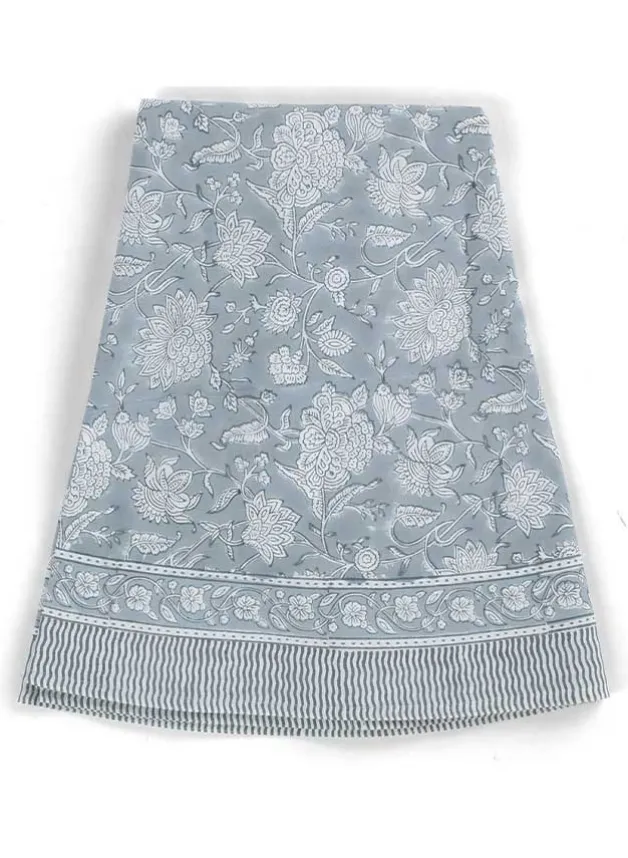 Bordsduk Indian Rose Dusty Blue Rund ø220 cm – Chamois