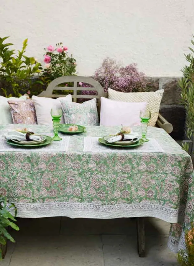 Bordsduk, Indian Summer Green/Rose 170×270 cm – Chamois