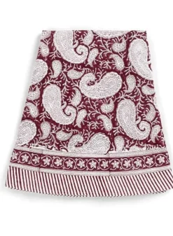 Bordsduk JULDUK Rund Big Paisley Röd Ø 220 cm – Chamois