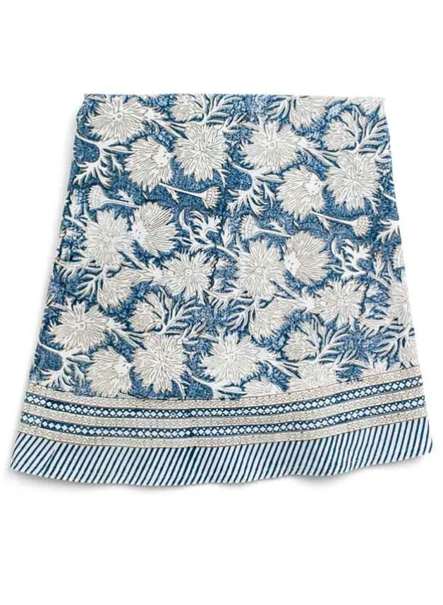Bordsduk Rund – Waterlily Navy Blue Ø 220 cm – Chamois