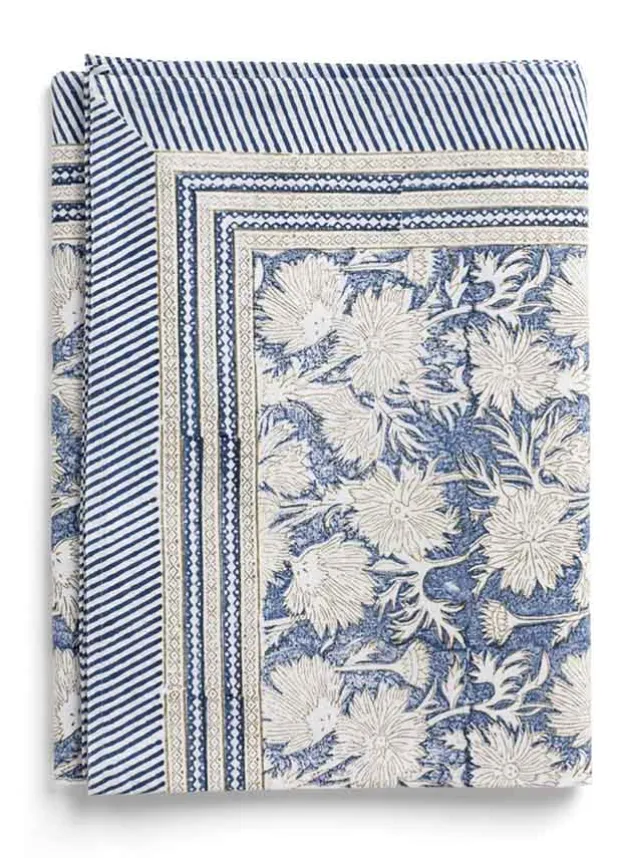 Bordsduk, Waterlily Navy Blue 170×270 cm – Chamois