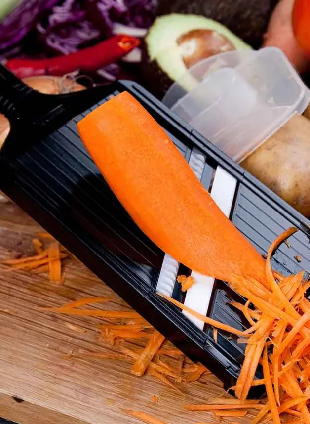 Julienne mandolin med keramiskt blad Svart – Kyocera