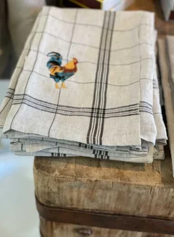 Kökshandduk i linne – Rutig med broderad tupp