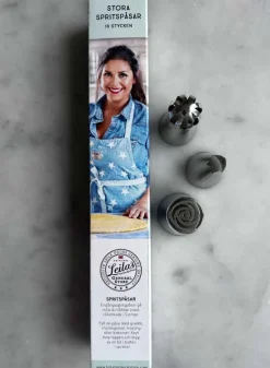 Leilas BAK SET – Presentkit med 2 bakplåtar, 3 tyllar och 10 spritspåsar