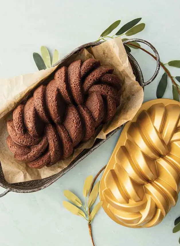Sockerkaksform Braided loaf pan – Nordic ware